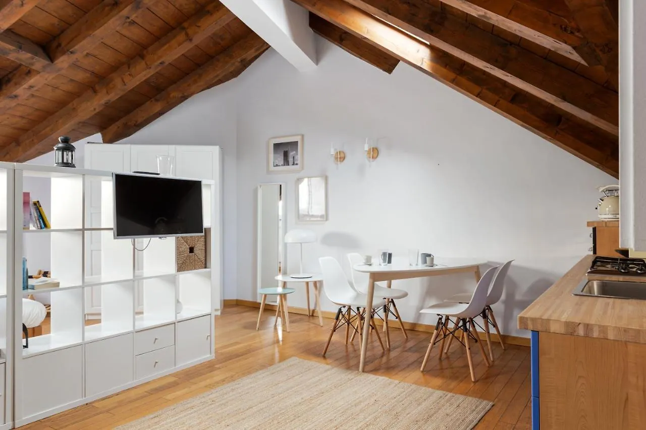 Chic Loft Living In Via Farini Διαμέρισμα Μιλάνο